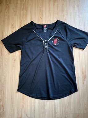 Forever 21 x Rolling Stones Baseball Style Jersey Top